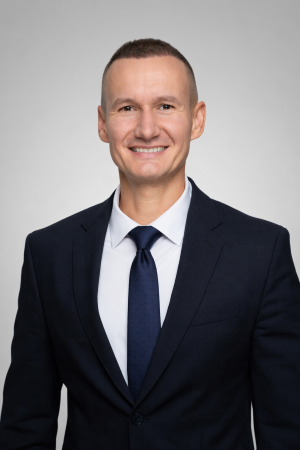 Martin Hlaváč, Claims Settlement Director